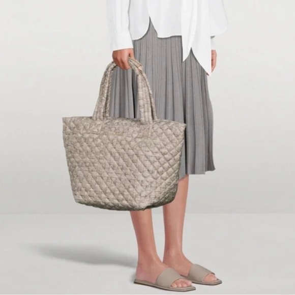 MZ WALLACE Medium Metro Deluxe Tote Bag Woven Jute Travel Lightweight Shoulder - Picture 1 of 14